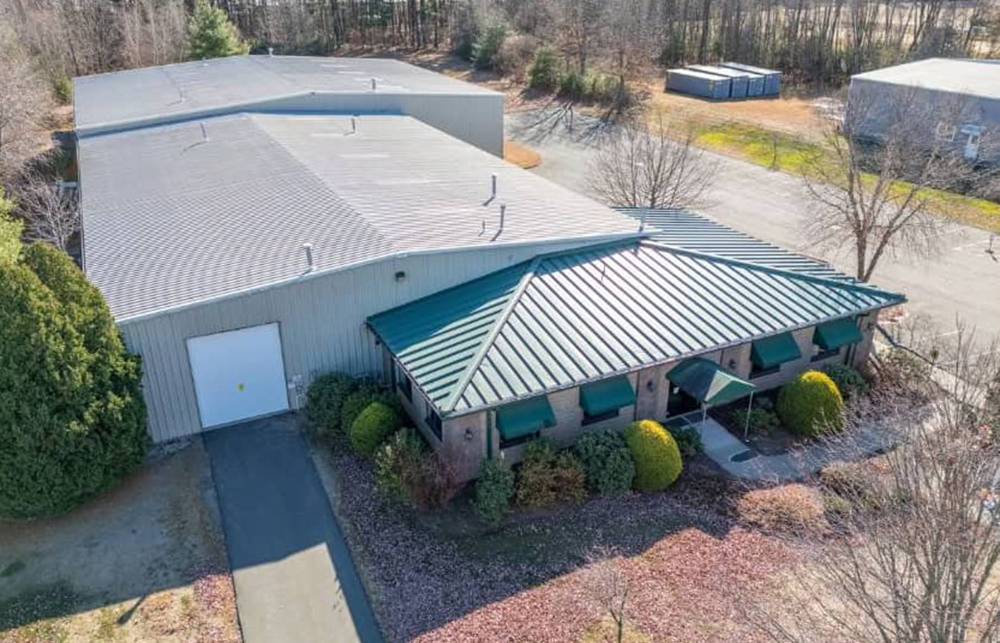 Region Commercial brokers sale of 6 Industrial Parkway for $2.825m - sold by J & J Elkins Properties LLC